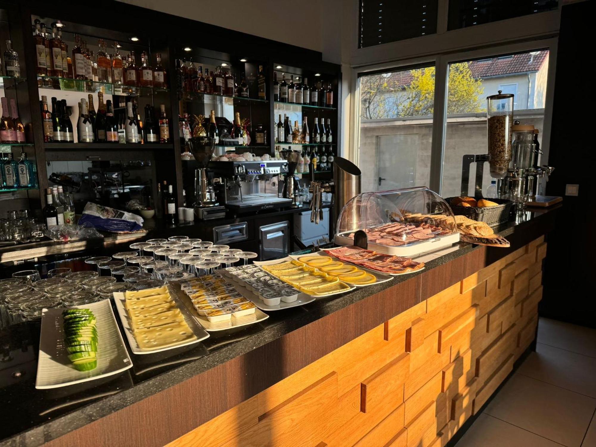 Wal Hotel Liederbach am Taunus ภายนอก รูปภาพ
